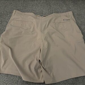 Columbia shorts
